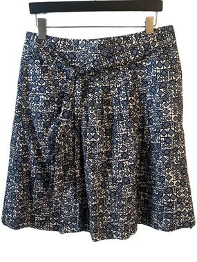 Vintage BCBG Max Azaria Blue Geometric Print Tie-Waist Pleated Skirt | Size 8
